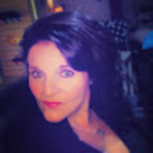 Meet your Posher, Angela lynn